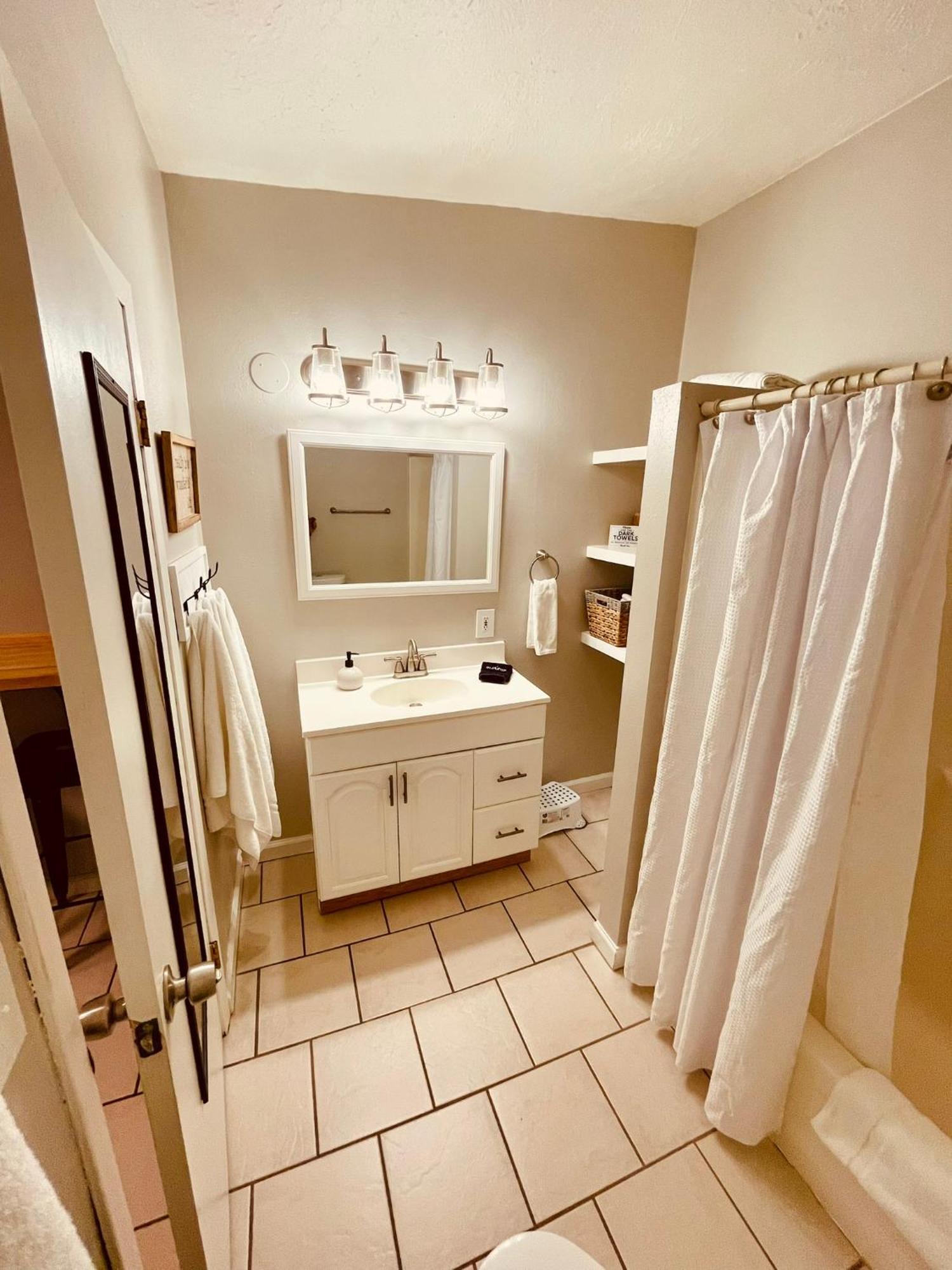 Iona Mercantile Bnb Rigby Екстер'єр фото